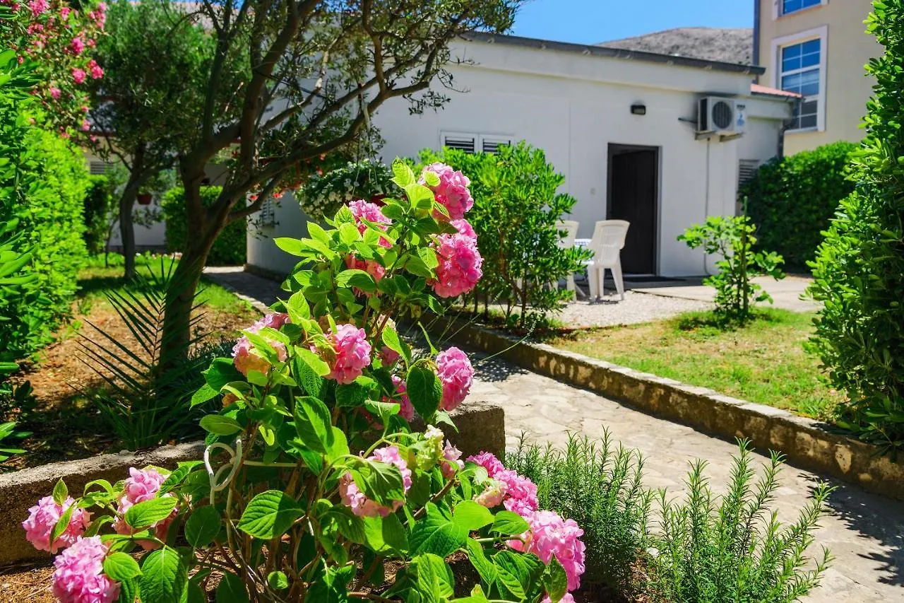 Apartmant Prosika Pag Town