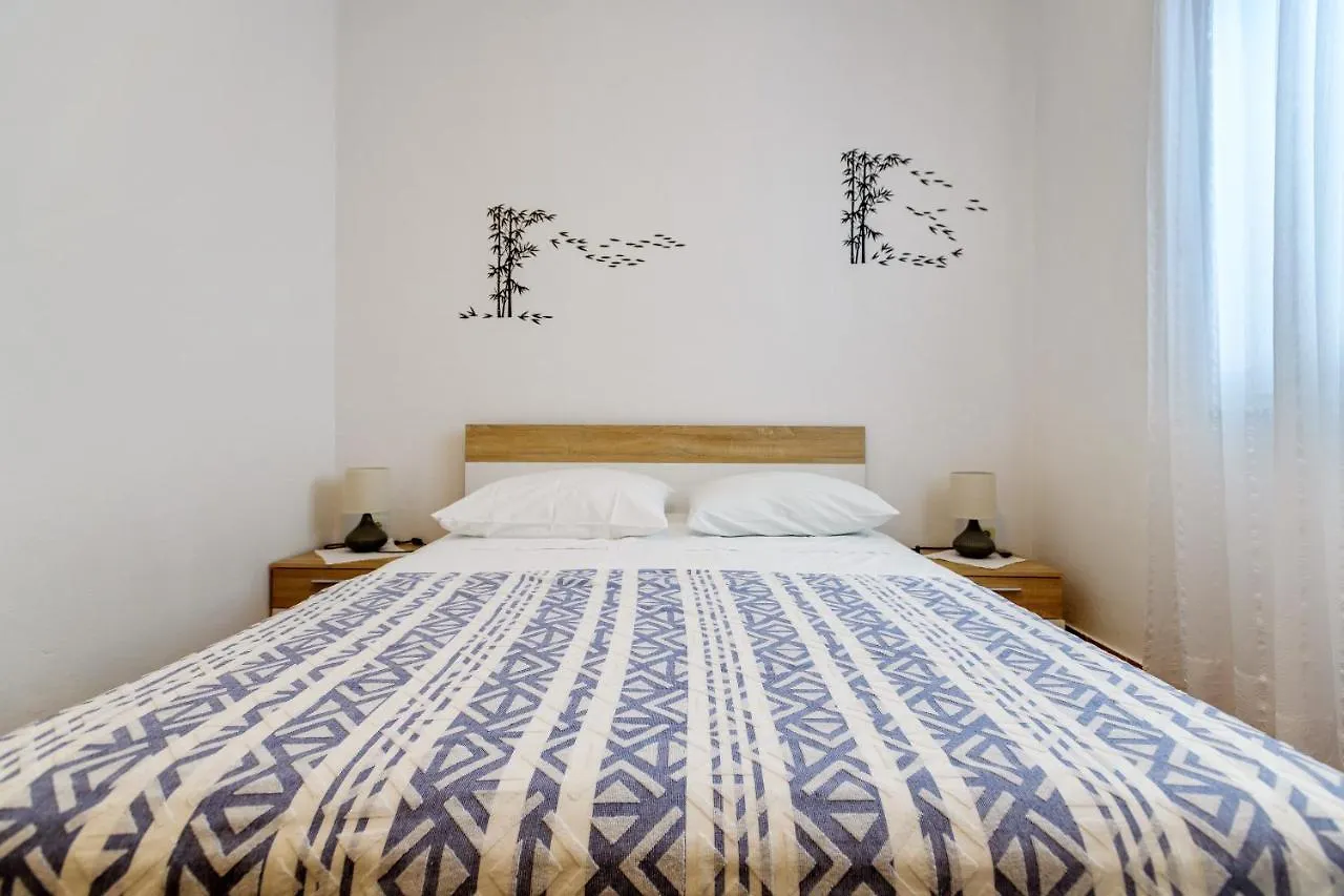 Apartmant Prosika Pag Town Apartment