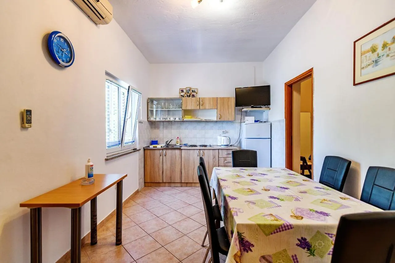 Apartmant Prosika Pag Town 0*,  Croatia